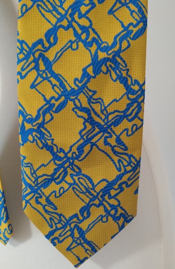 Vintage Men's Two-Tone Polyester Necktie