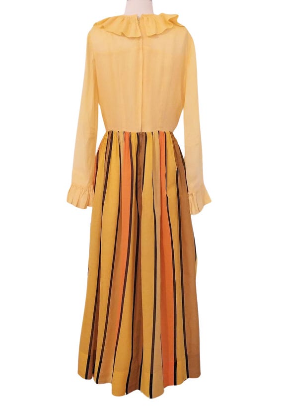 Vintage 1970s Ruffled Neck Striped Two-Tone Maxi … - image 3