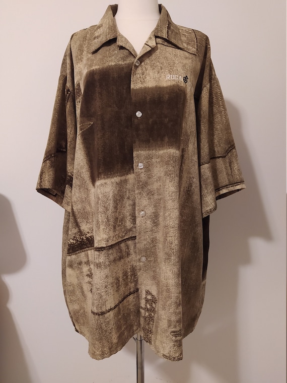 1990s Rocawear Men's Brown and Tan Plus Size Shirt