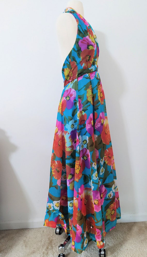 1970s Colorful Floral Print Halter Maxi Flare Dre… - image 4