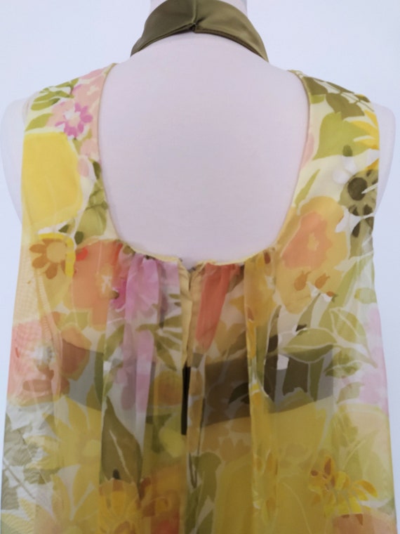 Vintage 1970s Floral Halter Neckline Gown - image 7