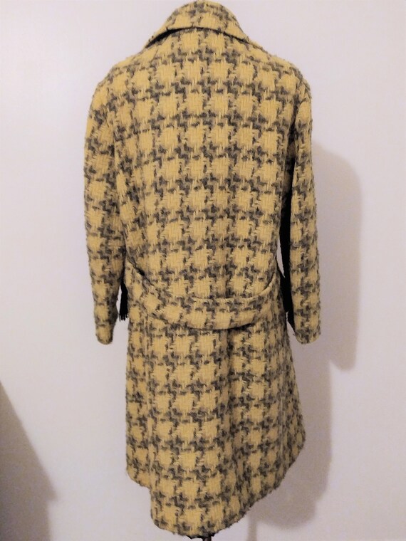 1960's Wool Houndstooth Print Coat with Scarf-Col… - image 3