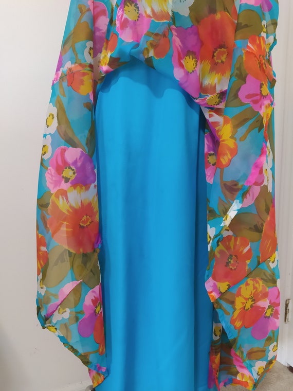 1970s Colorful Floral Print Halter Maxi Flare Dre… - image 5