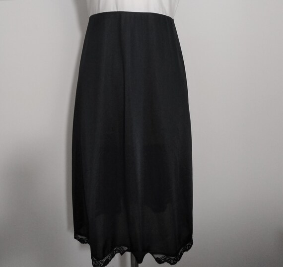 Vintage Black and White Underdress Lace Full Slip - Gem