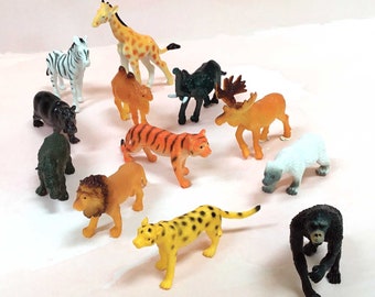 plastic animals bulk