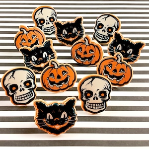 Vintage Fright Cupcake Rings, Halloween Icon Cake Toppers, Pumpkin - Black Cat - Skull