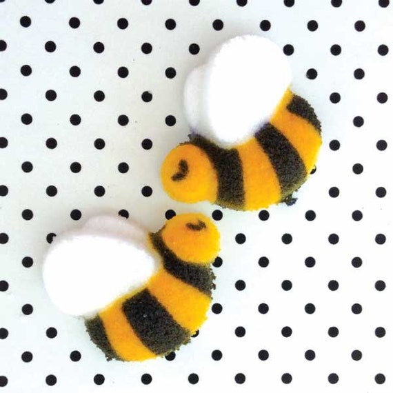 24 Edible Bees Bee Bumblebee Honey Cupcake Toppers on Rice Wafer Paper for  sale online