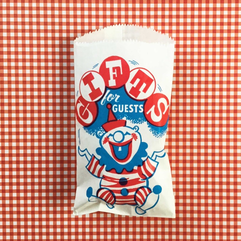 Set of 20 Retro Circus Decor Vintage 1970s Popcorn Bag Carnival-Themed Gift Bag Clown Party Bags