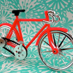 Retro Bike Cake Topper, Miniature Plastic Bicycle