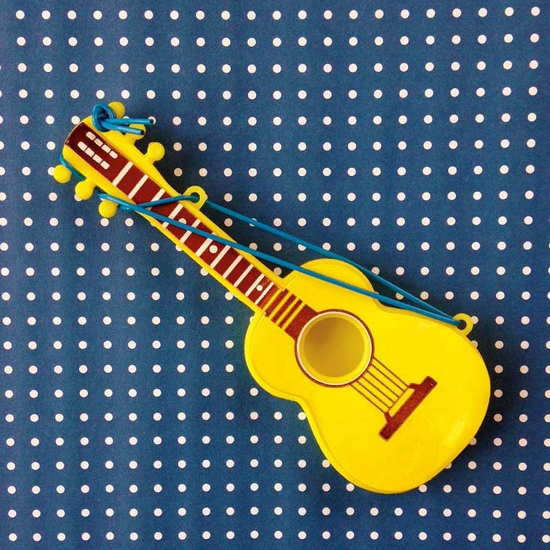 Guitar Cake Toppers Guitar Player Groom Rock and Roll Cake Plastic Guitar 2 Music Cake Topper Wedding Cake Topper Miniature Guitars