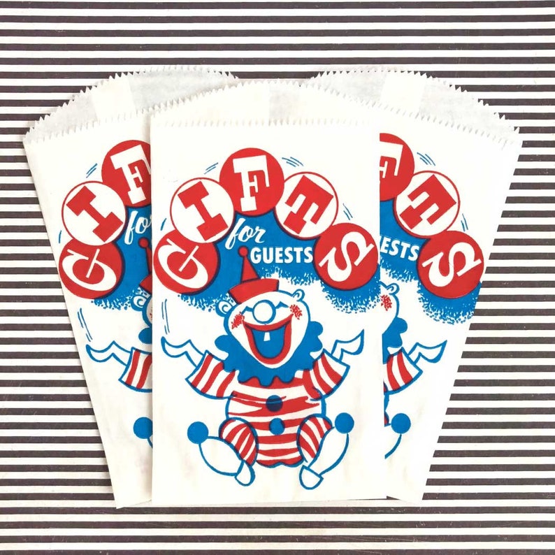 Set of 20 Retro Circus Decor Vintage 1970s Popcorn Bag Carnival-Themed Gift Bag Clown Party Bags
