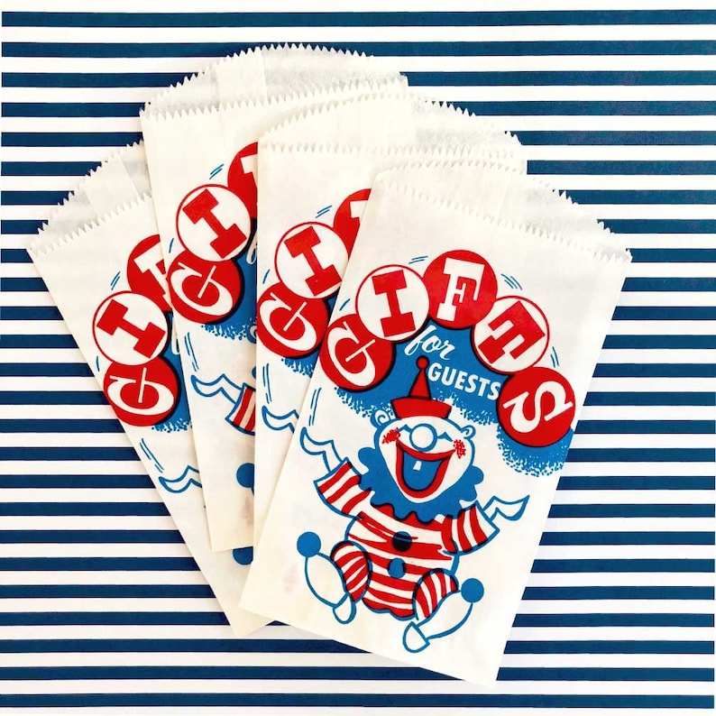 Set of 20 Retro Circus Decor Vintage 1970s Popcorn Bag Carnival-Themed Gift Bag Clown Party Bags