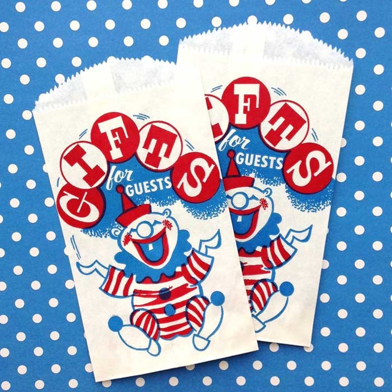 Set of 20 Retro Circus Decor Vintage 1970s Popcorn Bag Carnival-Themed Gift Bag Clown Party Bags