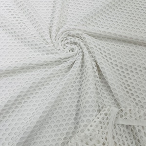 Weiß Big Hole Fischnetz Diamant Mesh auf Stretch Spandex Stoff.