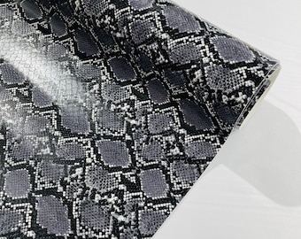 Tapicería de piel sintética de serpiente gris/negra de 54" de ancho, textura tridimensional de piel de serpiente, tela de vinilo PVC de imitación de piel, cortada a medida.