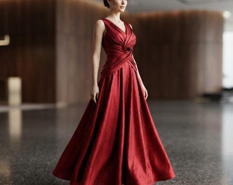 Apple Red Medium Weight Stretch Two Tone Taffeta Fabric| 58" Wide| Prom Apparel | Nightgown