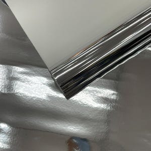 Silber Chrom Spiegel Reflektierender Vinyl Stoff / Crafting Bekleidung Polsterung Vinyl Stoff 54 &quot;Breit