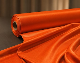 Orange nylon spandextyg, 138 cm brett med 4-vägs stretch för badkläder och kostymer