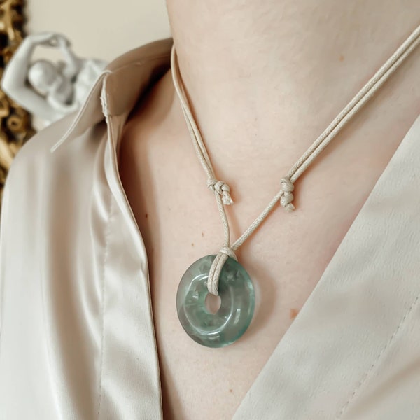 Green fluorite donut pendant, boho hippie necklace, spiritual healing crystal gift for clarity.
