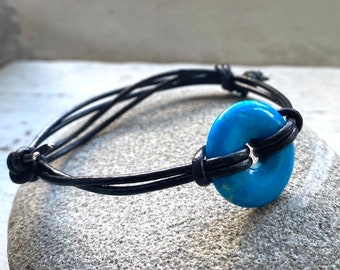 Turquoise howlite  bracelet, Adjustable vegan gift for yoga lover . Comfortable crystal bracelet