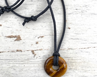 Litet tigeröga-munkhänge, unisex tonårspresent, naturlig ädelsten, pojkarskristall, justerbart veganskt halsband,