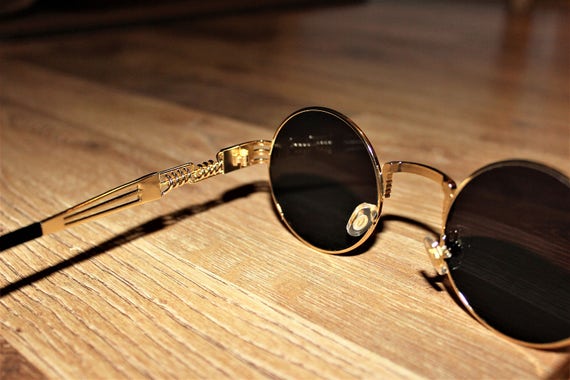 Sunglasses Vintage design similar to Vintage Jean… - image 4