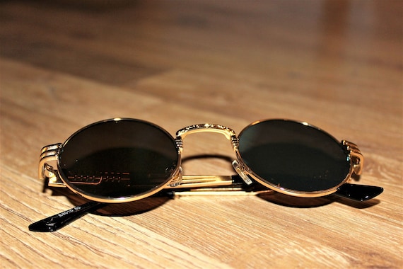 Sunglasses Vintage design similar to Vintage Jean… - image 3