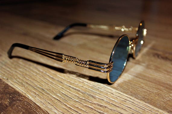 Sunglasses Vintage design similar to Vintage Jean… - image 1
