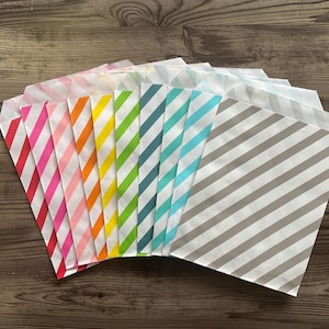 Sacchetti regalo a righe, set da 10, fascio di libri smash, sacchetti di carta, forniture per scrapbooking, sacchetti di carta colorati, forniture per artigianato, forniture di carta