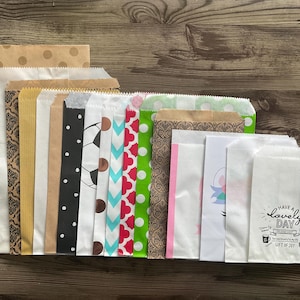 Sacchetti regalo misti, set da 17, kit di diario spazzatura, pacchetto di libri smash, sacchetti di carta, forniture per scrapbooking,