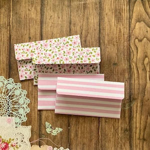handmade envelopes, set of 4 envelopes,floral envelopes, pink stationery, striped envelopes, mixed envelopes, pen pal gift, kawaii envelopes