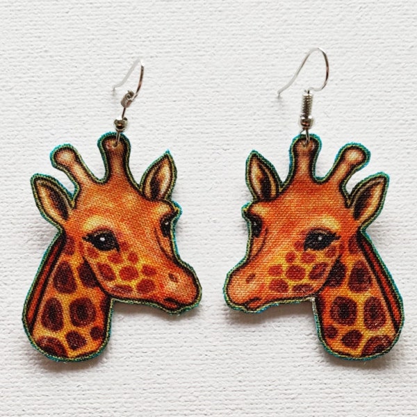 Boucles d'oreilles girafe, Boucles d'oreilles en tissu, Boucles d'oreilles en tissu girafe, Cadeau pour amoureux des girafes, Boucles d'oreilles animaux de la jungle, Boucles d'oreilles faites main, Bijoux girafe