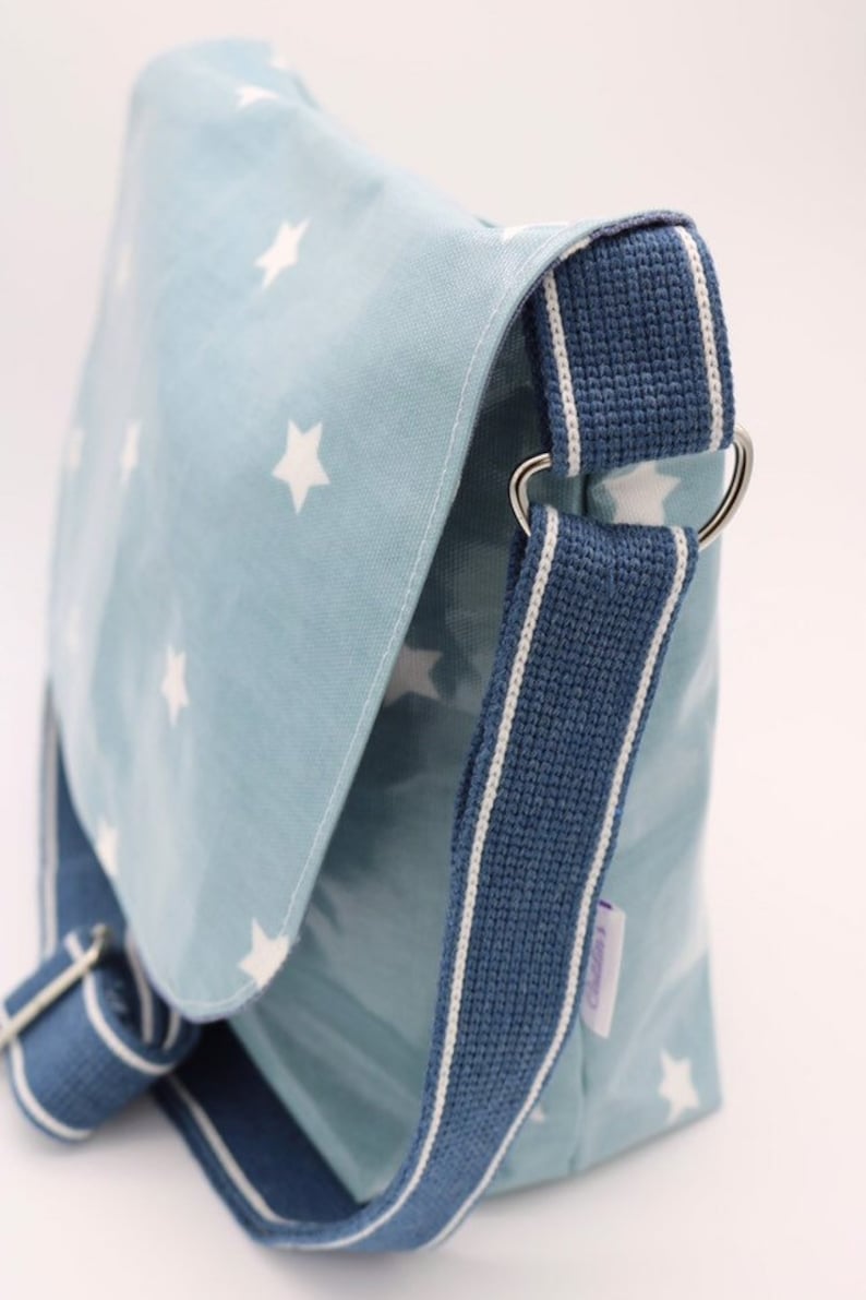 Blue star oilcloth messenger bag. image 6