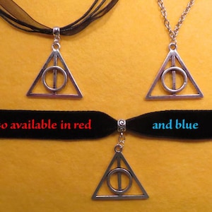 Wizard triangle necklace. image 1