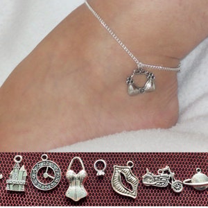 Rocky Horror Show anklet with the charm of your choice.
