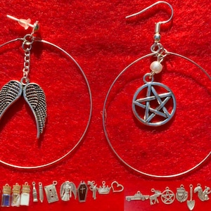 Supernatural Creolen mit dem Charm/der Perle/der Kette Ihrer Wahl.