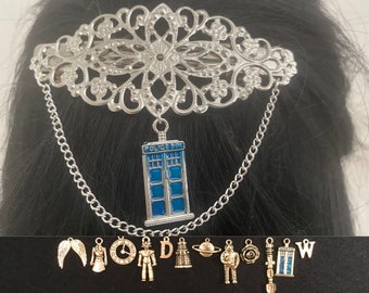 Doctor Who 80 mm filigree barrette with the charm of your choice.