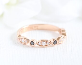 14k Rose Gold Black and White Diamond Ring Bezel Scalloped Diamond Wedding Band, Anniversary Ring, Matching Wedding Ring, Promise Ring