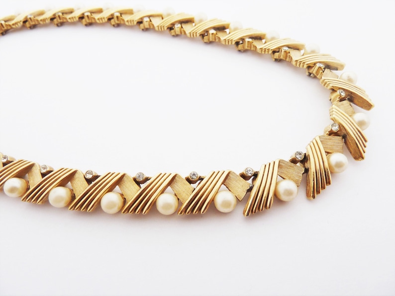 Vintage Crown Trifari Gold Tone Faux Pearl and Clear Rhinestone Choker Necklace with Geometric Zigzag Design