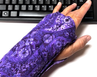 1  Carpal tunnel relief heating pad, Wrist and hand heat wrap, and Hand flax heating glove for arthritis relief, Typing, craft, knit relief