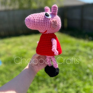 Muñeco de peluche de Peppa Pig tejido a crochet
