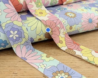 Retro Vintage Floral Japanese Cotton Fabric and Matching Binding