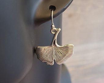 Silver gingko earrings - silver ginkgo earrings - gingko leaves - ginkgo leaves - leaf earrings - Handmade earrings - charm earrings