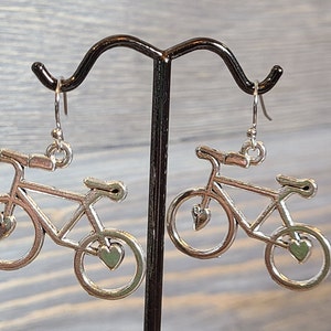 women&#39;s cycling earrings - bicycle earrings - female sports - sports jewelry - sports theme - Handmade earrings - Bicycle charm earrings