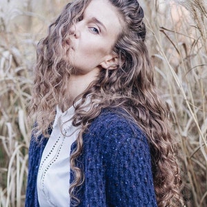 Kardigan zimowy, Kardigan wełniany, Kardigan Aran, Długi kardigan, Niebieski kardigan, Strickjacke damen, Kardigan merynosowy, Miękki wełniany sweter