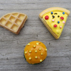 Waffle Pizza Burger Needle Minder, Needle Minder, Magnetic Needle Minder, Cross Stitch, Cross Stitch Supplies, Waffle, Pizza, Burger