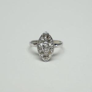 Vintage Mid Century Estate C1960 10K White Gold 0.04TCW Three Diamond Navette Style Princess / Sweetheart Heart Shield Ring  Sz 4.5