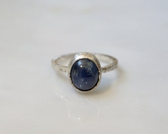 Bezel Sapphire Ring / Vintage Estate Sterling Silver 6.26 carat Bezel set Sapphire Cabochon Ancient Roman Style Solitaire Ring  Sz 9.75