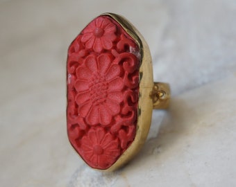 Anillo de cinabrio orientalista / Vintage Estate plata de ley oro vermeil estilo de Medio Oriente crisantemo flor cinabrio anillo Sz 8
