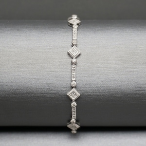 Vintage Estate 10K White Gold 1.25TCW Diamond Intricate Hand-Tooled Milgrain Diamond Shaped Link Art Deco Tennis Bracelet  7&quot;